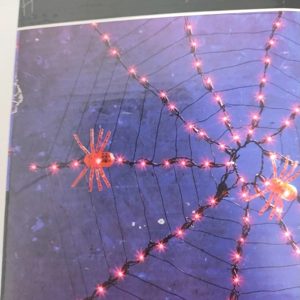100 Ct Spider Web Shape Purple Light Set 2 Spider Reflectors Halloween Decor